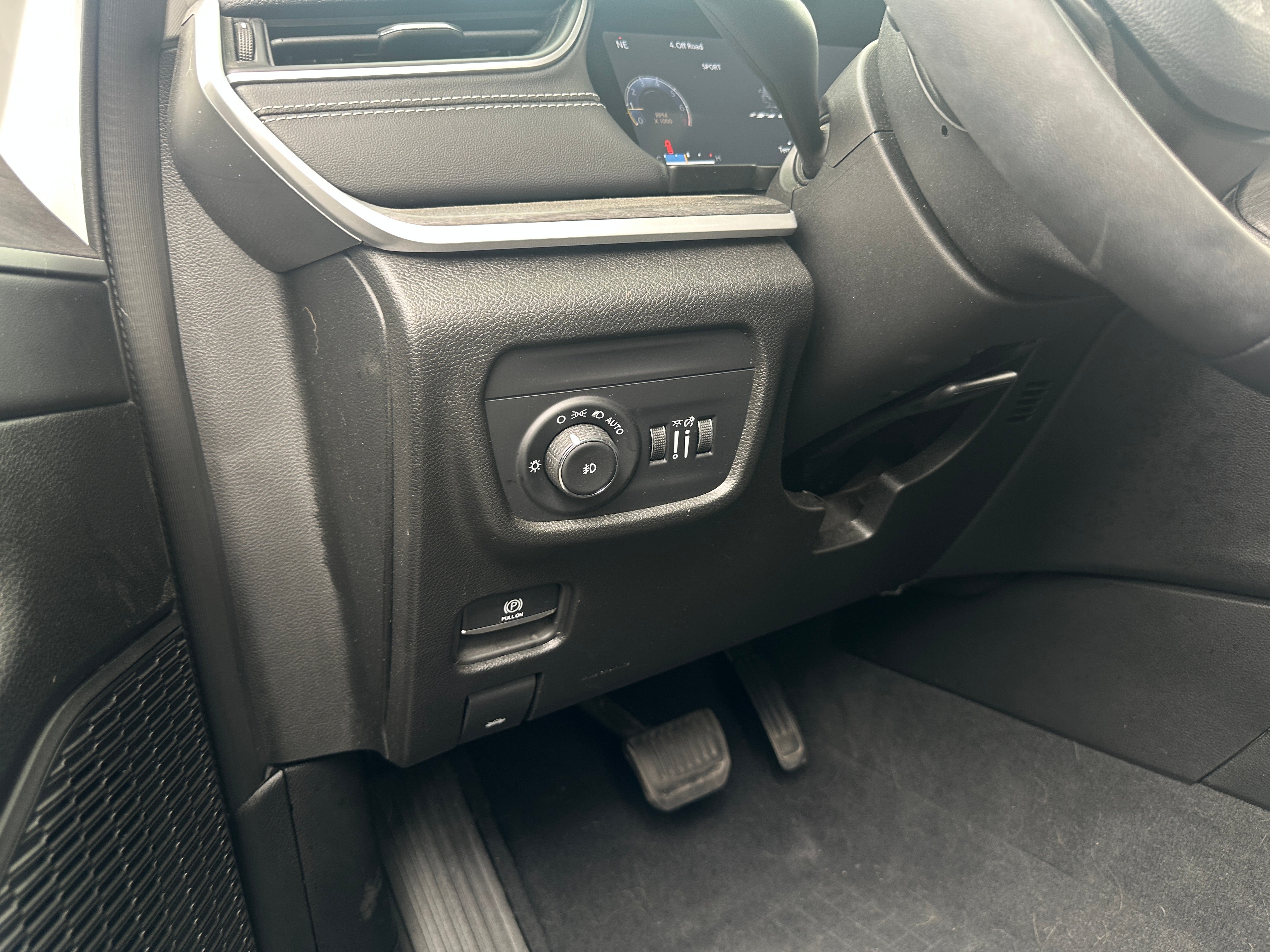 jeep grand cherokee 2024 1C4RJHBG6RC703093 image jeep grand cherokee 2024 1C4RJHBG6RC703093 image